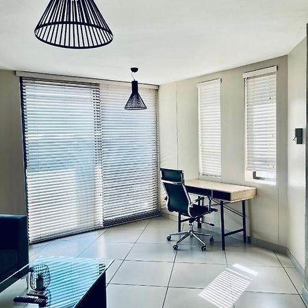 Modernluxe Apartment Уиндхоек Екстериор снимка