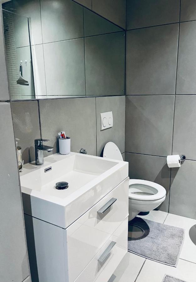 Modernluxe Apartment Уиндхоек Екстериор снимка