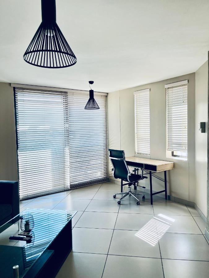 Modernluxe Apartment Уиндхоек Екстериор снимка
