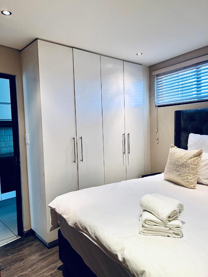 Modernluxe Apartment Уиндхоек Екстериор снимка