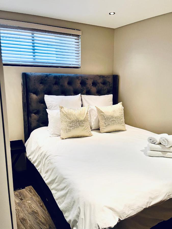 Modernluxe Apartment Уиндхоек Екстериор снимка